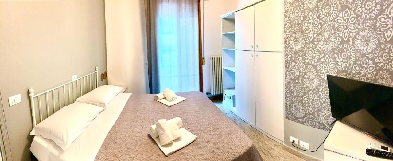 Battigia Rimini - Appartamenti Vacanze Eksteriør billede
